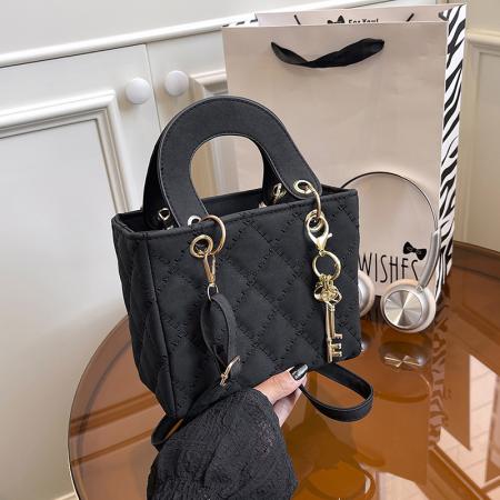 FA47510# 新款潮菱格绣线单肩包女质感女士手提斜挎休闲洋气小方包 女包批发包包批发货源