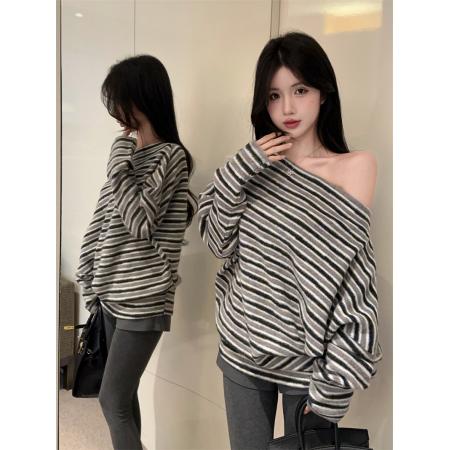 FA47541# 慵懒风柔软斜肩宽松条纹撞色长袖针织上衣  服裝批發女裝批發服飾貨源