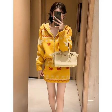 FA47557# 韩系一整套深冬穿搭黄色针织套装女新款慵懒提花上衣半身裙两件套  服裝批發女裝批發服飾貨源