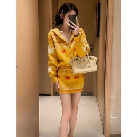 FA47557# 韩系一整套深冬穿搭黄色针织套装女新款慵懒提花上衣半身裙两件套  服裝批發女裝批發服飾貨源