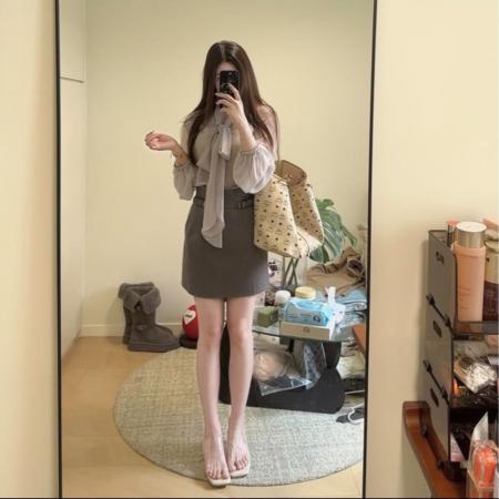 FA47564# 秋季穿搭一整套大码胖mm飘带长袖雪纺衬衫短裙减龄气质好看套装女  服裝批發女裝批發服飾貨源