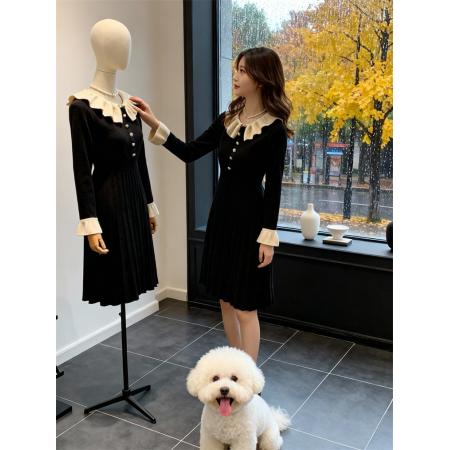 FA47679# 法式千金风娃娃领连衣裙女秋冬季显瘦赫本风加厚高级感小黑裙  服裝批發女裝批發服飾貨源