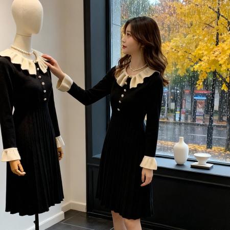 FA47679# 法式千金风娃娃领连衣裙女秋冬季显瘦赫本风加厚高级感小黑裙  服裝批發女裝批發服飾貨源