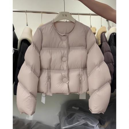 FA47694# 粉色圆领三粒扣短款棉服外套女冬季高级感外搭保暖加厚面包服上衣  服裝批發女裝批發服飾貨源