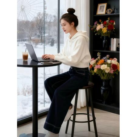 FA47712# 白色半开领短款连帽针织衫女秋冬季新款氛围感绝美巨好看上衣  服裝批發女裝批發服飾貨源