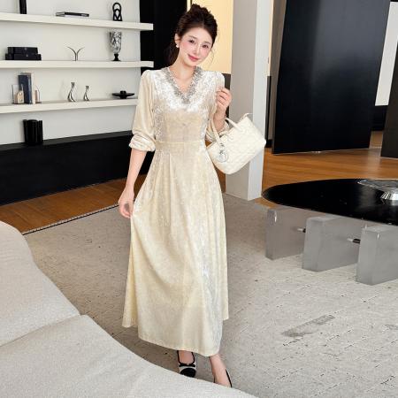 FA47723# 秋冬时尚轻奢显瘦丝绒重工钉珠温柔风气质大摆大码连衣裙  服裝批發女裝批發服飾貨源