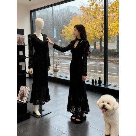 FA47743# 法式复古蕾丝V领长袖连衣裙女秋冬新款收腰修身显瘦气质长裙  服裝批發女裝批發服飾貨源