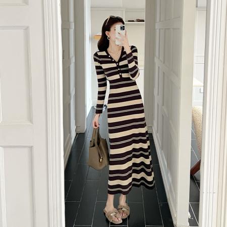 FA47783# 法式条纹撞色V领长袖针织连衣裙女秋冬新款修身显瘦A字打底长裙 服裝批發女裝批發服飾貨源