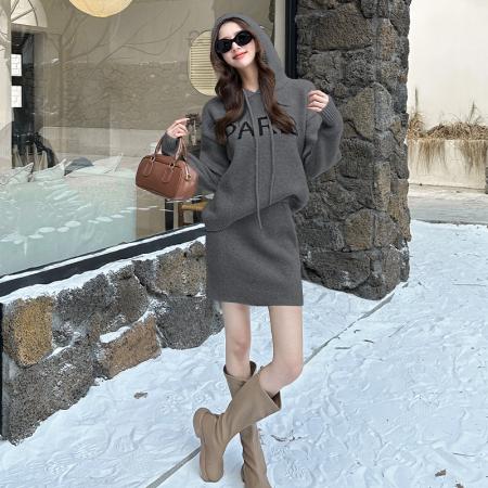 FA47786# 慵懒风复古软糯连帽针织上衣毛两件套字短裙半身裙毛衣两件套秋冬 服裝批發女裝批發服飾貨源