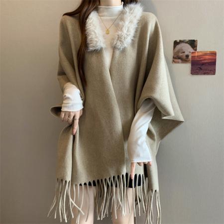 FA47810# ～大码秋冬新款披肩百搭毛领斗篷气质加厚针织流苏外搭披风 服裝批發女裝批發服飾貨源