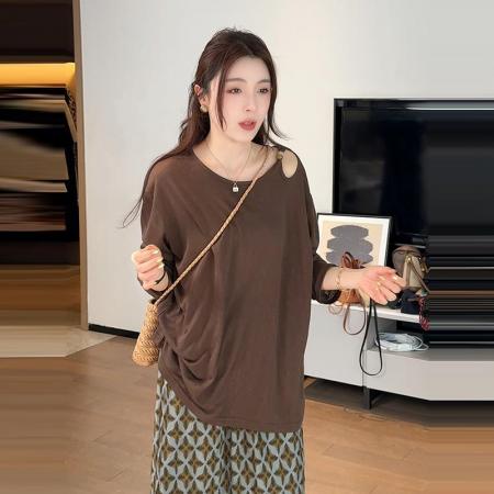 FA47822# 时尚露肩镂空设计感长袖T恤女秋季新款宽松显瘦圆领通勤百搭上衣 服裝批發女裝批發服飾貨源