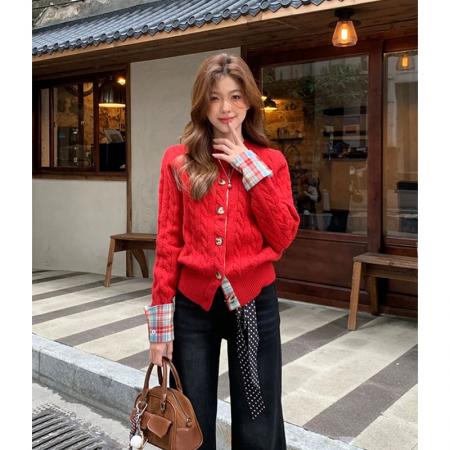 FA47835# 学院风格子拼接圣诞节穿搭红色毛衣开衫女秋冬加厚慵懒风针织外套 服裝批發女裝批發服飾貨源