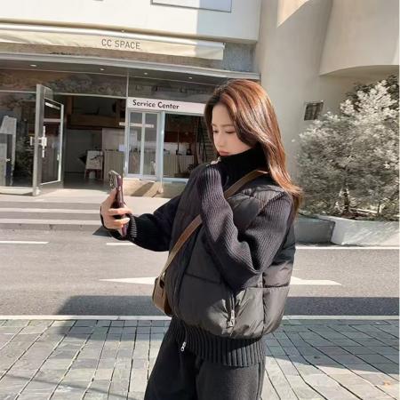 LN76375# 羊毛拼接秋冬新款法式气质设计感小众短款白色羽绒服保暖外套