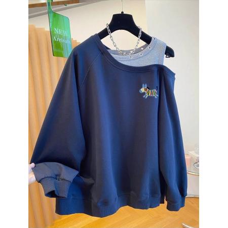 FA47874# 质量特大码300斤假两件斜肩露肩卫衣女秋季款上衣 服裝批發女裝批發服飾貨源