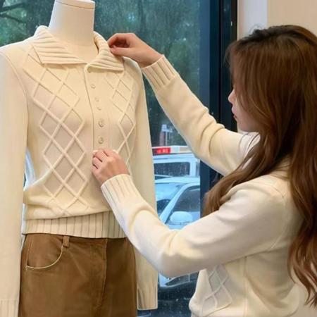 FA47876# 绵羊绒温柔风针织衫上衣减龄秋冬好看毛衣长袖时尚显瘦休闲 服裝批發女裝批發服飾貨源