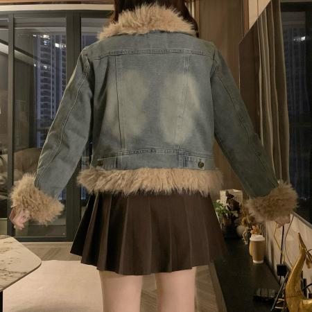 FA47956# 复古设计毛毛拼接牛仔秋冬外套女高级感通勤牛仔棉服女 服裝批發女裝批發服飾貨源