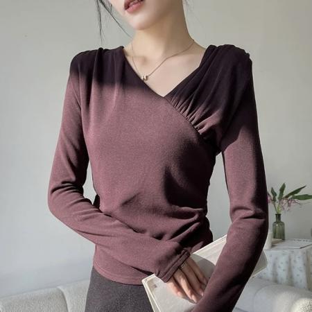 FA48042# 斜领长袖打底衫女新款春秋洋气外穿显瘦抽褶内搭t恤上衣 服裝批發女裝批發服飾貨源