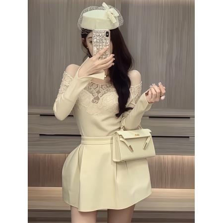 FA48048# 纯欲辣妹风蕾丝拼接一字肩长袖针织衫女秋季新款时尚穿搭打底上衣 服裝批發女裝批發服飾貨源