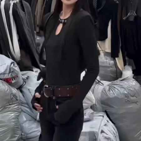 FA48053# 辣妹风心机镂空长袖打底衫女冬新款修身显瘦内搭t恤上衣 服裝批發女裝批發服飾貨源