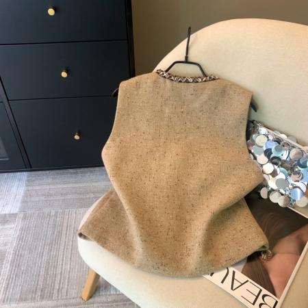 FA48058# 上小香风咖色粗花呢马甲女秋冬单排山茶花装饰坎肩叠穿马夹 服裝批發女裝批發服飾貨源