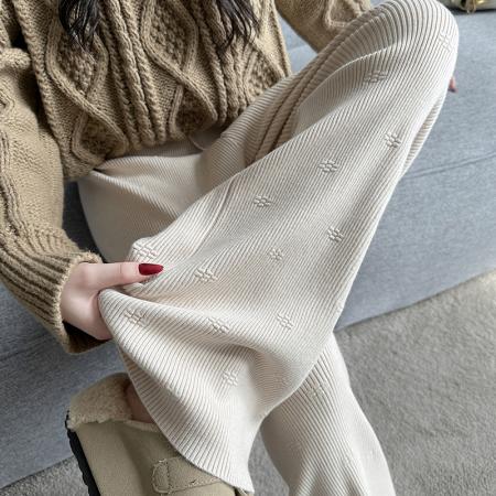 FA48133# 立体小花针织休闲裤女秋冬季宽松阔腿裤慵懒松弛感直筒长裤 服裝批發女裝批發服飾貨源