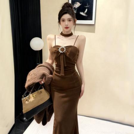 FA48169# 网红爆版羊绒面料纯欲风无袖性感吊带打底包臀中长款内搭连衣裙 服裝批發女裝批發服飾貨源