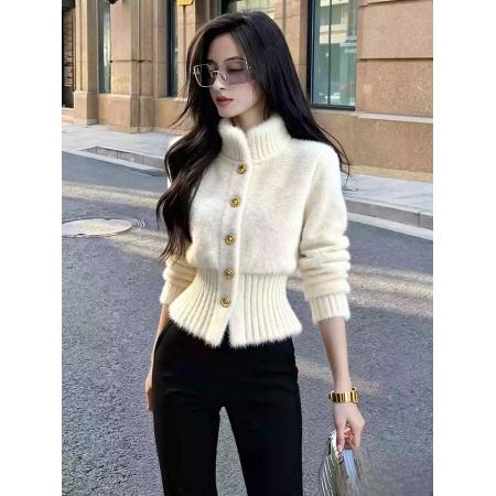 FA48173# 白色毛绒外套女款秋冬巨时尚独特漂亮软糯气质高端掐腰小香风上衣 服裝批發女裝批發服飾貨源