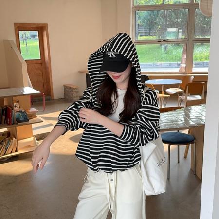 FA48235# 大码女装卫衣秋季薄款潮新款假两件条纹连帽宽松韩版上衣 服裝批發女裝批發服飾貨源