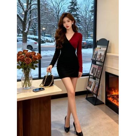 FA48296# 纯欲风辣妹V领撞色长袖连衣裙秋冬新款修身显瘦收腰包臀裙 服裝批發女裝批發服飾貨源
