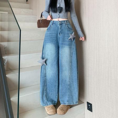 FA48307# 美式复古水洗做旧星星贴布牛仔裤女宽松廓形弯刀阔腿裤 服裝批發女裝批發服飾貨源