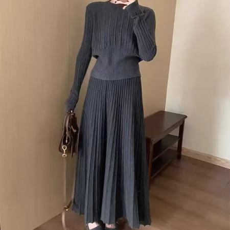 FA48344# 秋季新款时尚简约针织套装女秋冬圆领条纹衫高腰半身裙两件套 服裝批發女裝批發服飾貨源