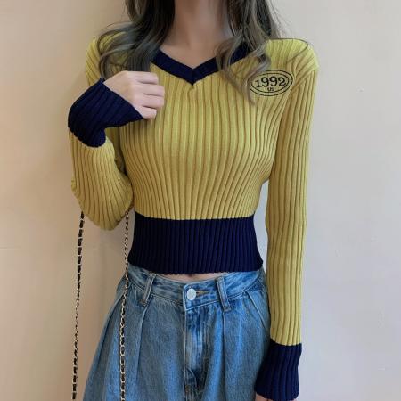 FA48401# 洋气短款V领秋季新款长袖拼色撞色T恤女打底衫针织衫 服裝批發女裝批發服飾貨源