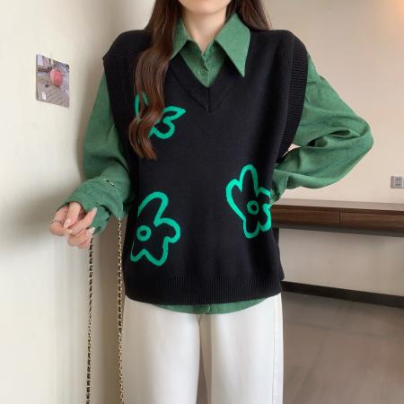 FA48403# 大码初秋叠穿马甲两件套上衣女绿色衬衫高级感针织背心套装 服裝批發女裝批發服飾貨源