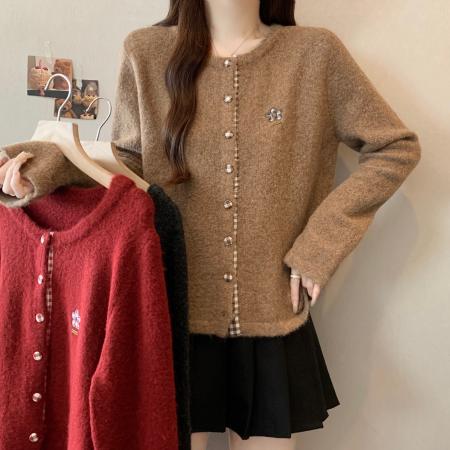 FA48405# 大码设计感气质圆领刺绣花朵毛衣秋冬新款胖mm宽松显瘦上衣 服裝批發女裝批發服飾貨源