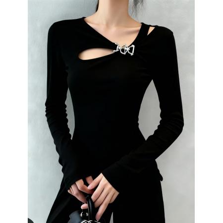 FA48437# 秋冬新款时尚美式设计感镂空长袖t恤女气质修身小众绝美上衣 服裝批發女裝批發服飾貨源