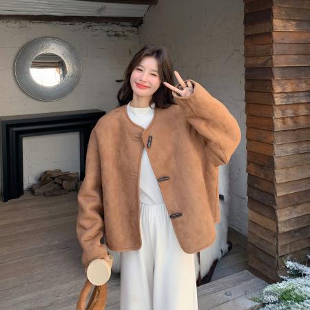 FA48452# 羊羔绒复合麂皮毛巾绣法一可盐可甜波点羊羔毛皮毛一体 服裝批發女裝批發服飾貨源