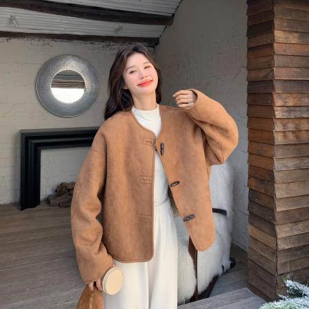 FA48452# 羊羔绒复合麂皮毛巾绣法一可盐可甜波点羊羔毛皮毛一体 服裝批發女裝批發服飾貨源