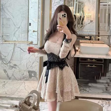 FA48546# 法式纯欲蕾丝长袖连衣裙女秋季气质名媛绑带收腰显绝美瘦A字短裙 服裝批發女裝批發服飾貨源