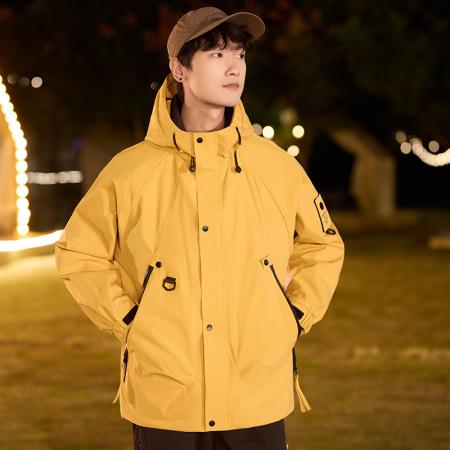 FA48639# 情侣新款冲锋衣男户外防风防水休闲夹克外套登山服骑手服夹克外套青少年8858 男装批发