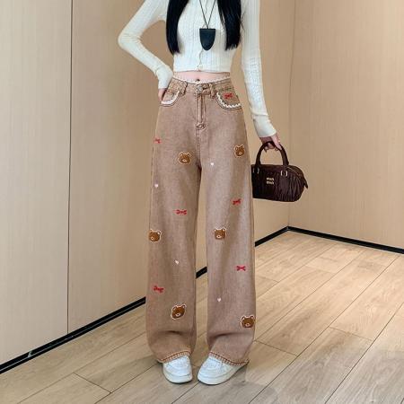 设计感小熊刺绣牛仔裤女秋季设计...