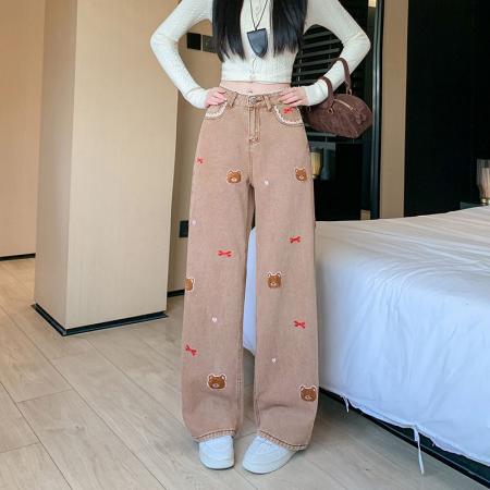 FA48747# 设计感小熊刺绣牛仔裤女秋季设计感高腰宽松直筒阔腿裤 服裝批發女裝批發服飾貨源