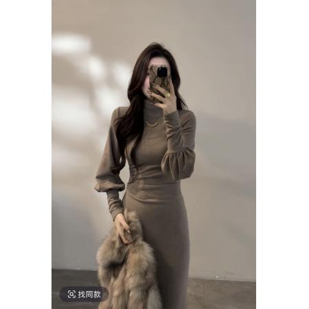 FA48770# 大婷婷冬季新款半高领灯笼袖连衣裙修身复古设计感气质 服裝批發女裝批發服飾貨源
