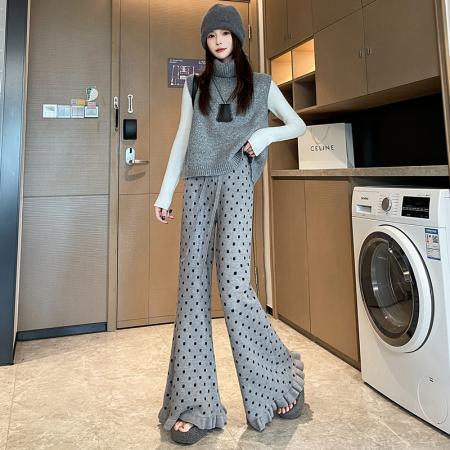 微喇裤女秋装新款减龄木耳边软糯针织裤子垂感拖地喇叭马蹄裤 服裝批發女裝批發服飾貨源