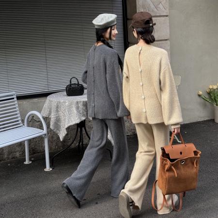 秋冬韩系背后纽扣设计感休闲慵懒风百搭时尚宽松阔腿裤套装女 服裝批發女裝批發服飾貨源