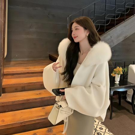 FA48814# 秋冬慵新款懒感千金风高级羊绒大衣连帽蓬松毛领斗篷外套上衣 服裝批發女裝批發服飾貨源