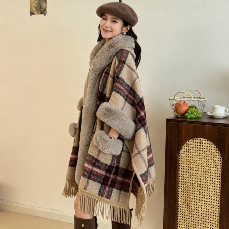 高级感格子披肩斗篷毛毛外套新款秋冬中长款大毛领有口袋披风大衣 服裝批發女裝批發服飾貨源