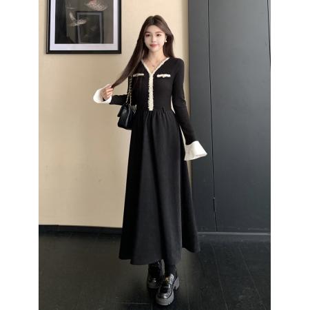 秋新款胖mm设计感黑色小香风V领长袖连衣裙显瘦拼色长裙子女 服裝批發女裝批發服飾貨源