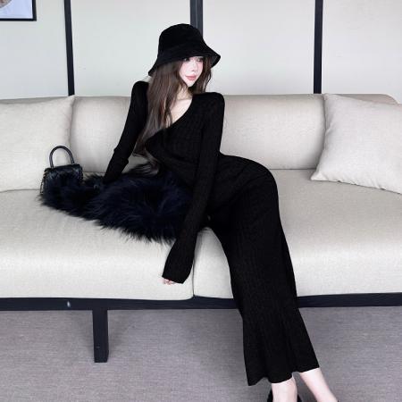 FA48983# 温柔风复古V领麻花纹针织连衣裙女秋冬显瘦气质包臀毛衣长裙 服裝批發女裝批發服飾貨源