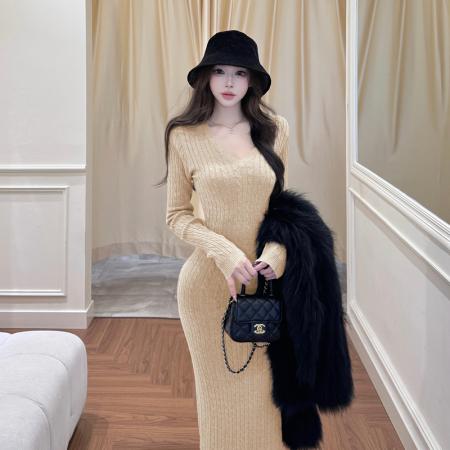 FA48983# 温柔风复古V领麻花纹针织连衣裙女秋冬显瘦气质包臀毛衣长裙 服裝批發女裝批發服飾貨源