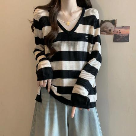 FA48997# 胖MM新款秋装假两件套条纹针织衫洋气毛衣打底衫女上衣 服裝批發女裝批發服飾貨源